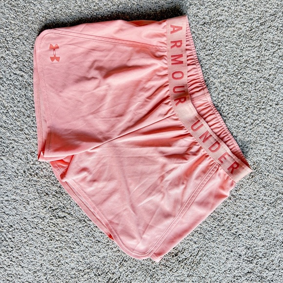 Under Armour Peach Athletic Shorts Lightweight Elastic Waist - Picture 1 of 2